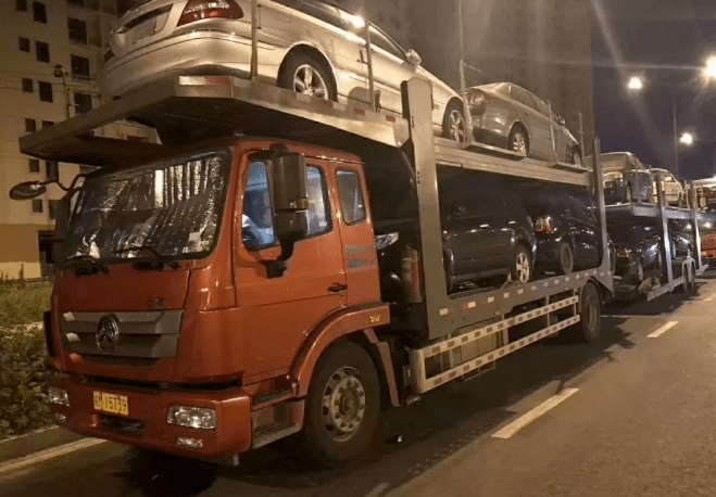 江蘇轎車托運公司是否應該擁有自己的車隊？-鑫邦運車